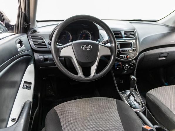 Hyundai Solaris I с пробегом 2014 года, цена 578 000 рублей, 200616 км, седан, Автокод Объявления