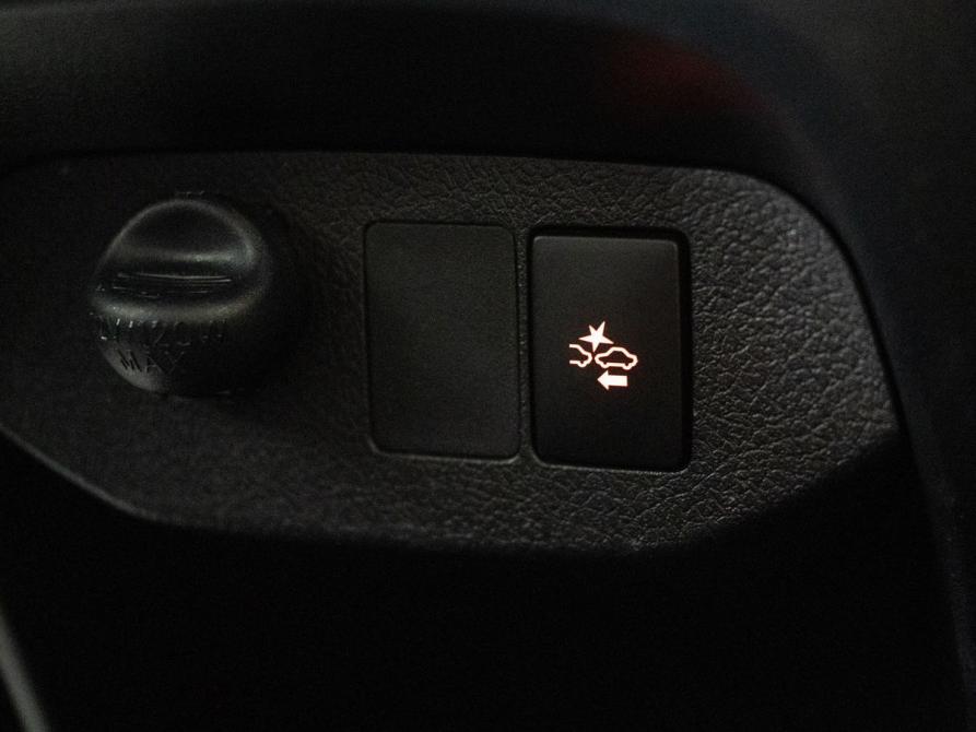 Toyota Vitz III (XP130) Рестайлинг 2 Иркутск  - изображение 16