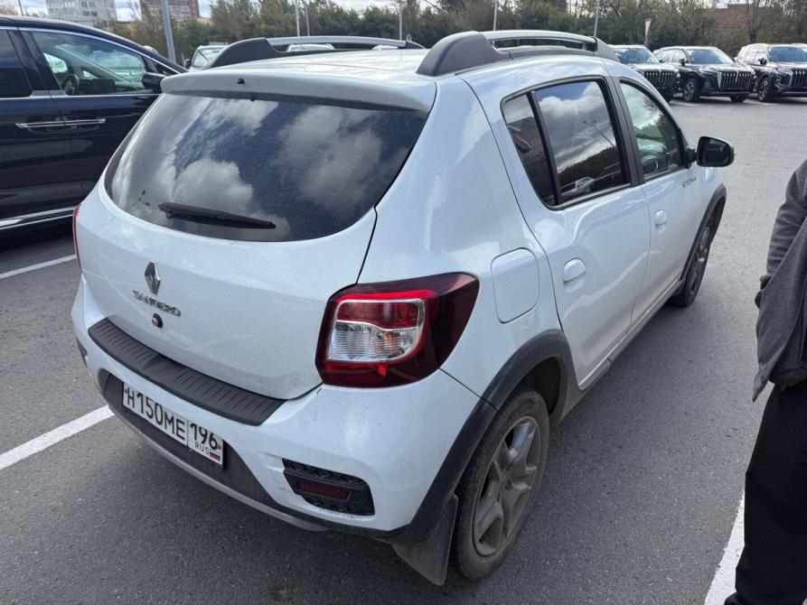 Renault Sandero II Рестайлинг Екатеринбург  - изображение 4