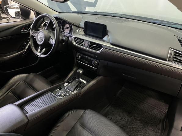 Mazda 6 III (GJ) Рестайлинг с пробегом 2017 года, цена 1 879 900 рублей, 94000 км, седан, Автокод Объявления