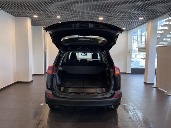 Toyota RAV4 IV (XA40) с пробегом 2015 года, цена 1 900 000 рублей, 240886 км, внедорожник, Автокод Объявления