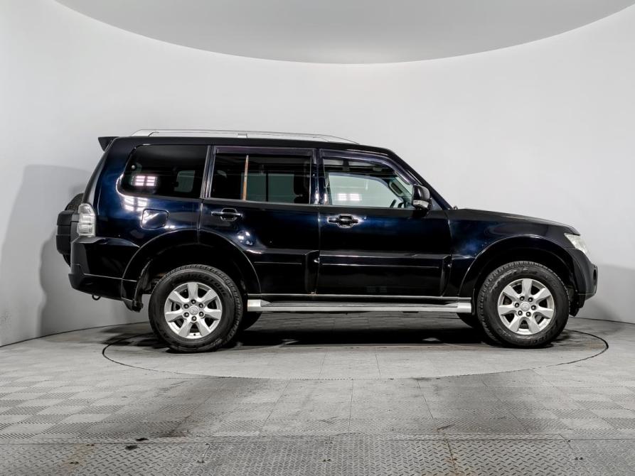 Mitsubishi Pajero IV Рестайлинг 1 Санкт-Петербург  - изображение 4