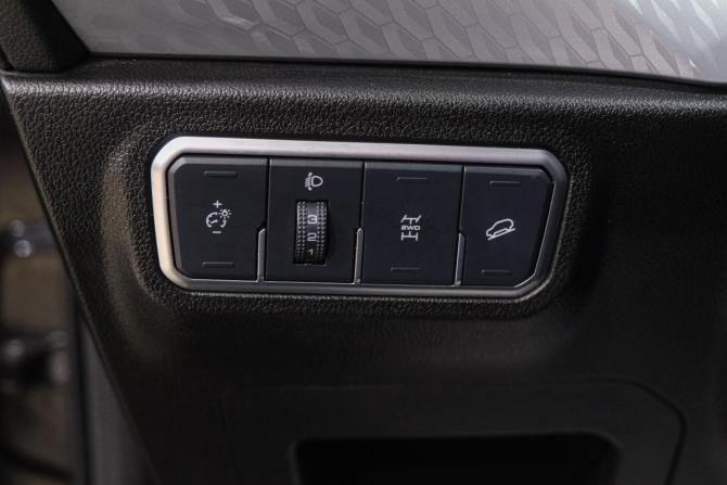 Haval F7x I Рестайлинг с пробегом 2022 года, цена 1 999 000 рублей, 90000 км, внедорожник, Автокод Объявления