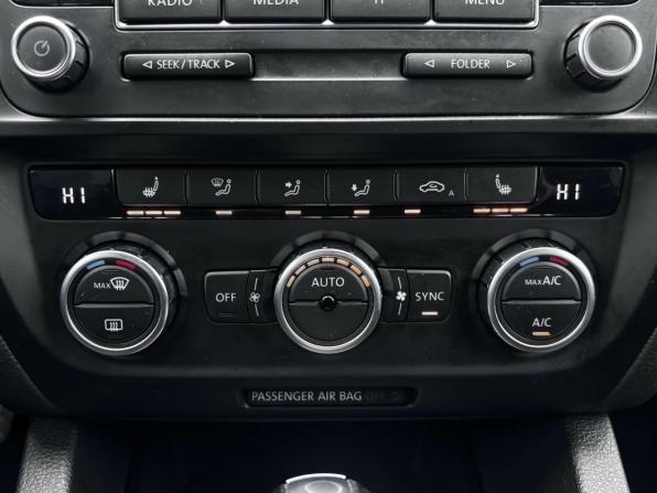 Volkswagen Jetta VI с пробегом 2012 года, цена 985 000 рублей, 186379 км, седан, Автокод Объявления