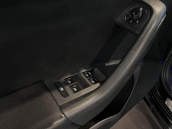 Skoda Octavia III (A7) с пробегом 2013 года, цена 880 000 рублей, 350915 км, лифтбек, Автокод Объявления