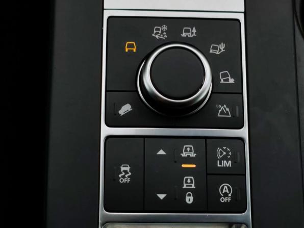 Land Rover Discovery V с пробегом 2017 года, цена 3 400 000 рублей, 267418 км, внедорожник, Автокод Объявления