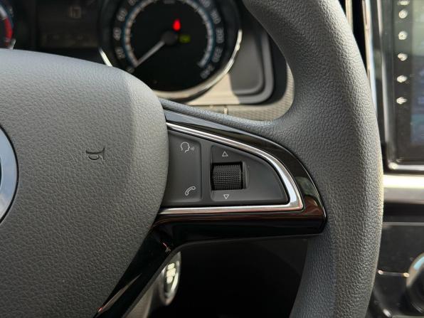 Skoda Kamiq I (China Market) с пробегом 2025 года, цена 2 700 000 рублей, 70 км, внедорожник, Автокод Объявления