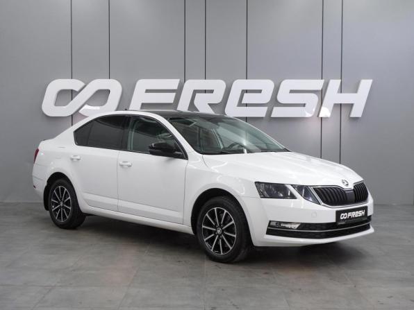 Skoda Octavia III (A7) Рестайлинг с пробегом 2019 года, цена 2 170 000 рублей, 83176 км, лифтбек, Автокод Объявления