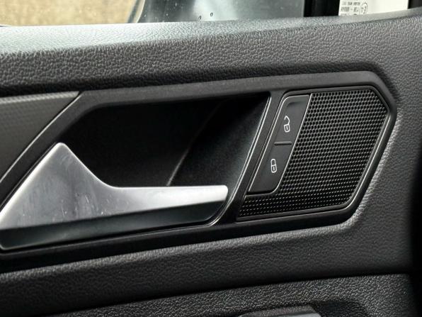 Volkswagen Tiguan II с пробегом 2019 года, цена 2 649 000 рублей, 127690 км, внедорожник, Автокод Объявления