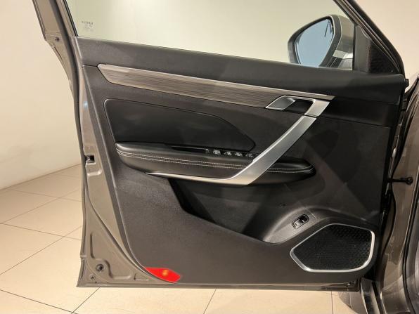 Geely Atlas Pro с пробегом 2022 года, цена 1 997 000 рублей, 62070 км, внедорожник, Автокод Объявления
