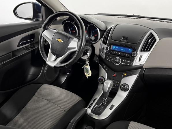 Chevrolet Cruze I Рестайлинг с пробегом 2012 года, цена 750 000 рублей, 297301 км, седан, Автокод Объявления