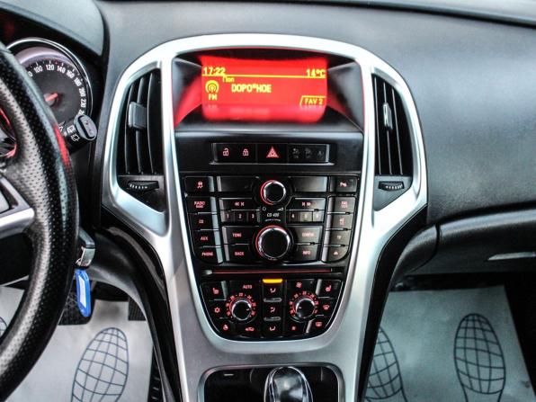 Opel Astra J Рестайлинг с пробегом 2012 года, цена 856 000 рублей, 154995 км, хэтчбек, Автокод Объявления