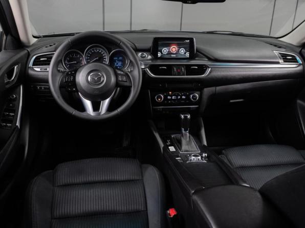 Mazda 6 III (GJ) Рестайлинг с пробегом 2016 года, цена 1 809 000 рублей, 216242 км, седан, Автокод Объявления