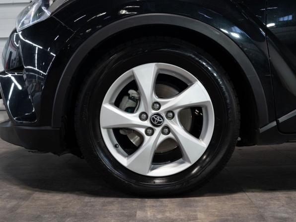 Toyota C-HR I с пробегом 2019 года, цена 1 815 000 рублей, 120710 км, внедорожник, Автокод Объявления