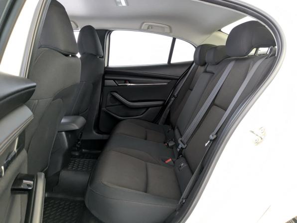 Mazda 3 IV (BP) с пробегом 2019 года, цена 1 990 000 рублей, 87602 км, седан, Автокод Объявления
