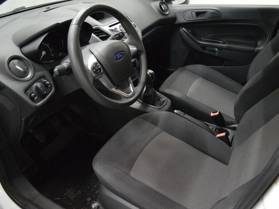 Ford Fiesta Mk6 Рестайлинг Санкт-Петербург  - изображение 10
