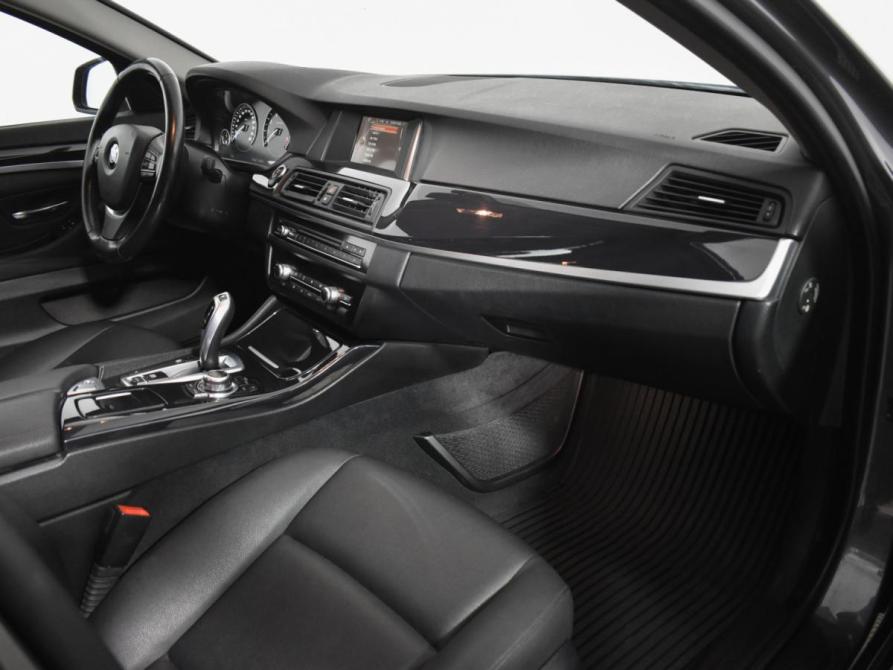 BMW 5 серии VI (F10/F11/F07) Рестайлинг Санкт-Петербург  - изображение 12