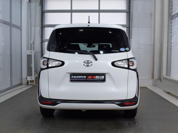 Toyota Sienta II с пробегом 2017 года, цена 1 399 995 рублей, 115661 км, компактвэн, Автокод Объявления