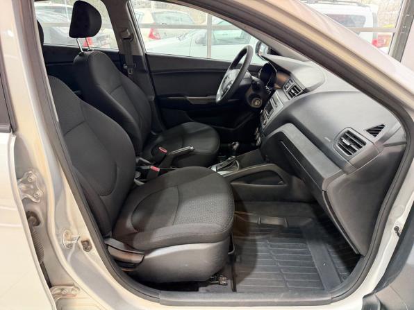 Kia Rio III Рестайлинг с пробегом 2016 года, цена 1 105 000 рублей, 158742 км, седан, Автокод Объявления