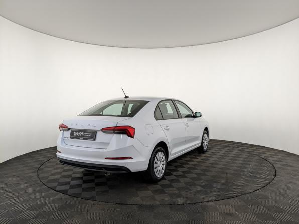 Skoda Rapid II с пробегом 2021 года, цена 1 350 000 рублей, 175004 км, лифтбек, Автокод Объявления