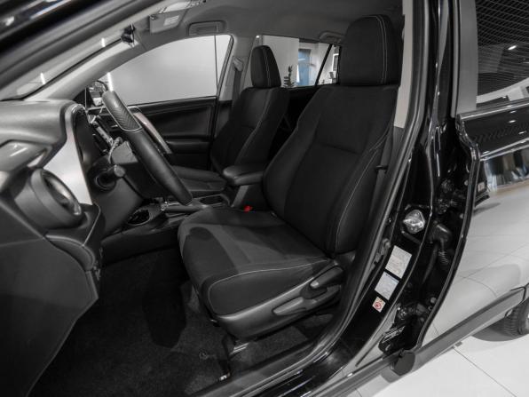 Toyota RAV4 IV (XA40) Рестайлинг с пробегом 2019 года, цена 2 550 000 рублей, 109212 км, внедорожник, Автокод Объявления