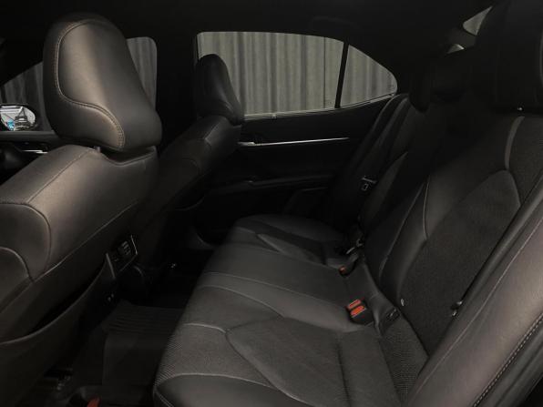 Toyota Camry VIII (XV70) Рестайлинг с пробегом 2021 года, цена 3 149 000 рублей, 84000 км, седан, Автокод Объявления