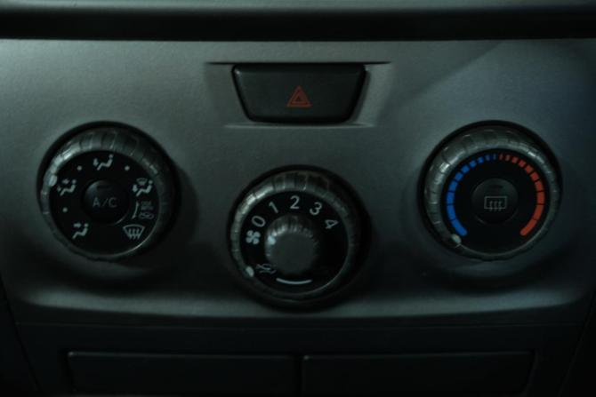 Toyota bB II с пробегом 2006 года, цена 739 000 рублей, 186000 км, компактвэн, Автокод Объявления