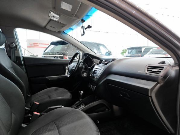 Kia Rio III Рестайлинг с пробегом 2016 года, цена 1 270 000 рублей, 131232 км, седан, Автокод Объявления