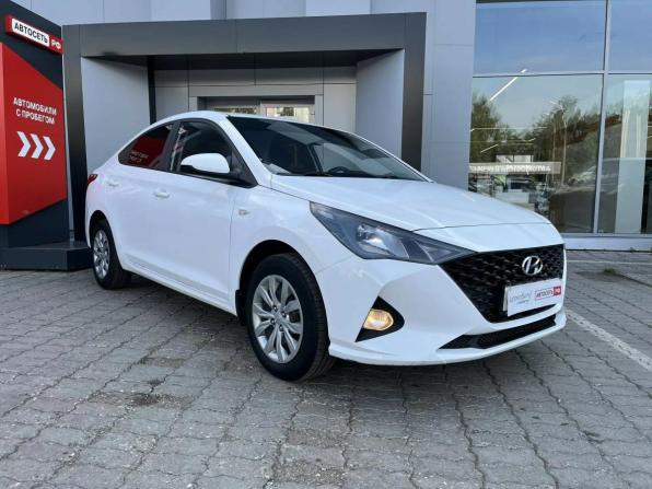 Hyundai Solaris II Рестайлинг с пробегом 2021 года, цена 1 649 360 рублей, 79452 км, седан, Автокод Объявления