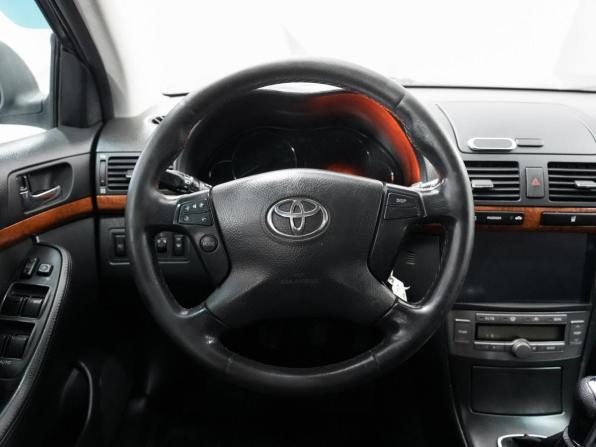 Toyota Avensis II Рестайлинг с пробегом 2006 года, цена 717 000 рублей, 320000 км, седан, Автокод Объявления