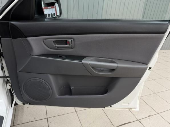 Mazda 3 I (BK) Рестайлинг с пробегом 2008 года, цена 580 000 рублей, 241705 км, седан, Автокод Объявления