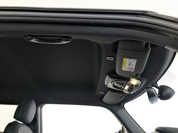 Mini Hatch III (F55/F56) Рестайлинг с пробегом 2020 года, цена 2 255 000 рублей, 73599 км, хэтчбек, Автокод Объявления