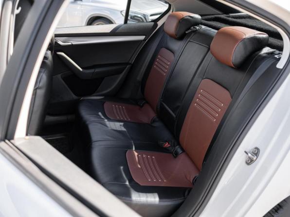 Skoda Octavia III (A7) с пробегом 2015 года, цена 1 250 000 рублей, 152277 км, лифтбек, Автокод Объявления