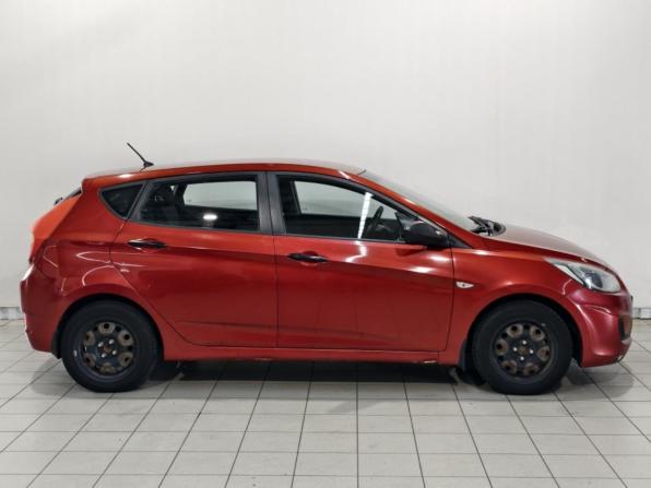 Hyundai Solaris I с пробегом 2014 года, цена 694 000 рублей, 221930 км, седан, Автокод Объявления
