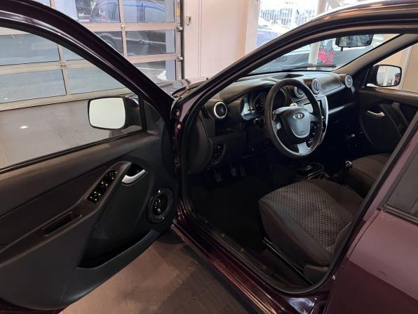 Lada (ВАЗ) Granta I с пробегом 2013 года, цена 278 500 рублей, 223038 км, седан, Автокод Объявления