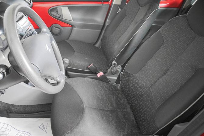 Peugeot 107 I Рестайлинг с пробегом 2010 года, цена 509 000 рублей, 95000 км, хэтчбек, Автокод Объявления