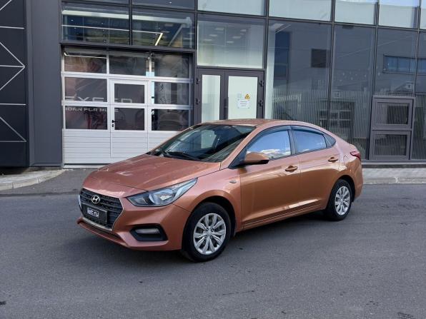 Hyundai Solaris II с пробегом 2017 года, цена 899 000 рублей, 153274 км, седан, Автокод Объявления