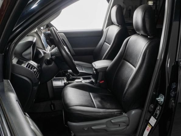 Toyota Land Cruiser Prado 150 Series с пробегом 2013 года, цена 3 129 000 рублей, 229506 км, внедорожник, Автокод Объявления
