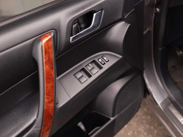 Toyota Highlander II (XU40) Рестайлинг с пробегом 2011 года, цена 1 880 000 рублей, 251359 км, внедорожник, Автокод Объявления