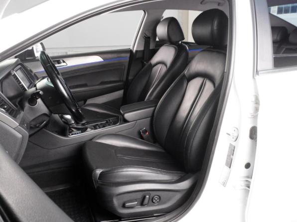 Hyundai Sonata VII (LF) Рестайлинг с пробегом 2019 года, цена 2 289 000 рублей, 114983 км, седан, Автокод Объявления