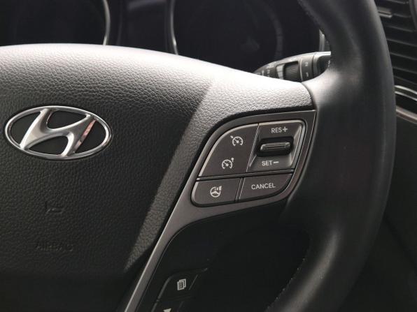 Hyundai Santa Fe III с пробегом 2013 года, цена 1 699 000 рублей, 210033 км, внедорожник, Автокод Объявления