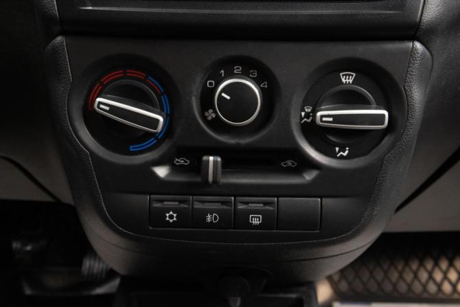 Lada (ВАЗ) Granta I Рестайлинг с пробегом 2019 года, цена 559 000 рублей, 101500 км, седан, Автокод Объявления