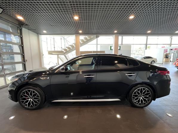 Kia Optima IV Рестайлинг с пробегом 2018 года, цена 2 390 000 рублей, 108515 км, седан, Автокод Объявления