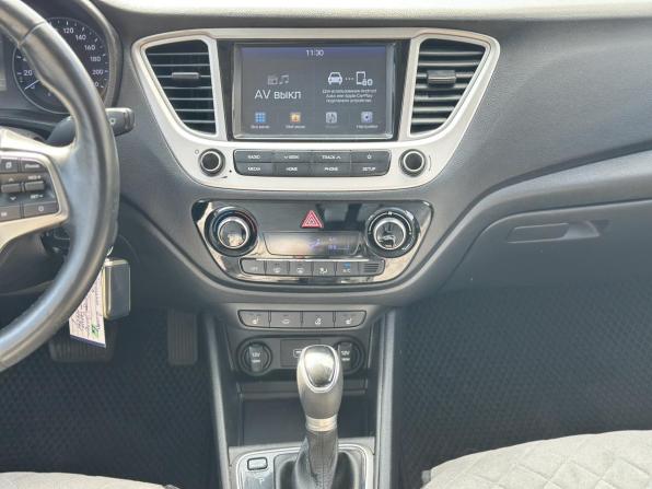 Hyundai Solaris II с пробегом 2019 года, цена 1 395 000 рублей, 143943 км, седан, Автокод Объявления