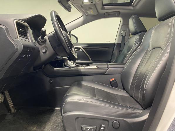 Lexus RX IV с пробегом 2019 года, цена 3 990 000 рублей, 84767 км, внедорожник, Автокод Объявления