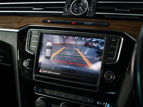 Volkswagen Passat B8 с пробегом 2015 года, цена 1 349 500 рублей, 147629 км, седан, Автокод Объявления