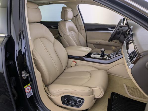 Audi A8 III (D4) Рестайлинг с пробегом 2014 года, цена 2 480 000 рублей, 190078 км, седан, Автокод Объявления