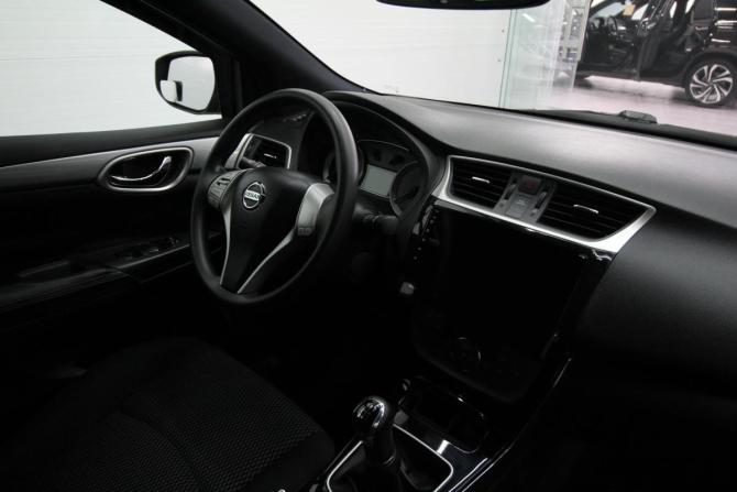 Nissan Sentra VII (B17) с пробегом 2016 года, цена 1 050 000 рублей, 66266 км, седан, Автокод Объявления