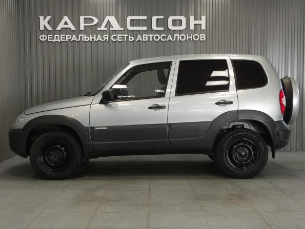 Chevrolet Niva I Рестайлинг с пробегом 2015 года, цена 640 000 рублей, 163215 км, внедорожник, Автокод Объявления