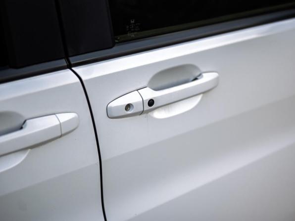 Honda Stepwgn V с пробегом 2015 года, цена 1 510 000 рублей, 193413 км, минивэн, Автокод Объявления